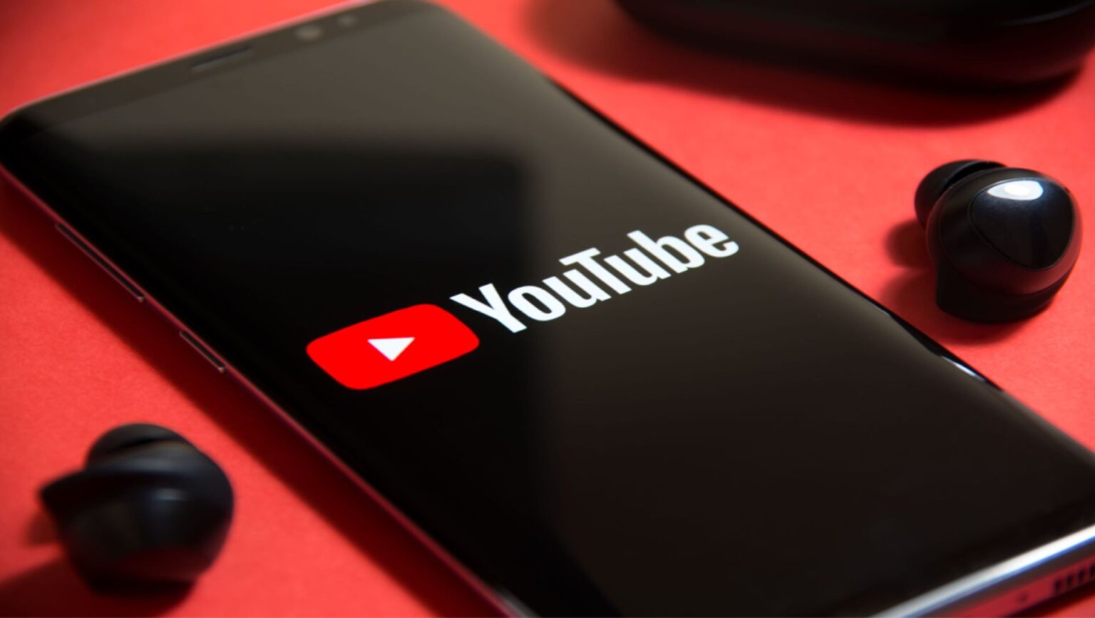Breaking Barriers: Youtube's Multi-Language Audio Feature